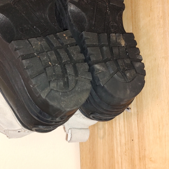 Winter Boots Itasca Thinsulate Womens Size 7 Pink and Gray Laces - Picture 6 of 8